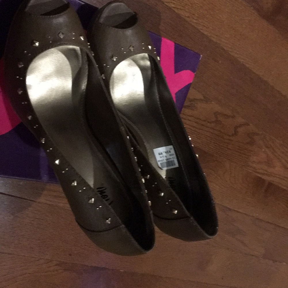 Heels 👠 - Picture 4 of 4